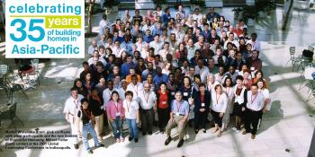 Mariko Watanabe and other participants at the 2001 Global Leadership Conference in Indianapolis.