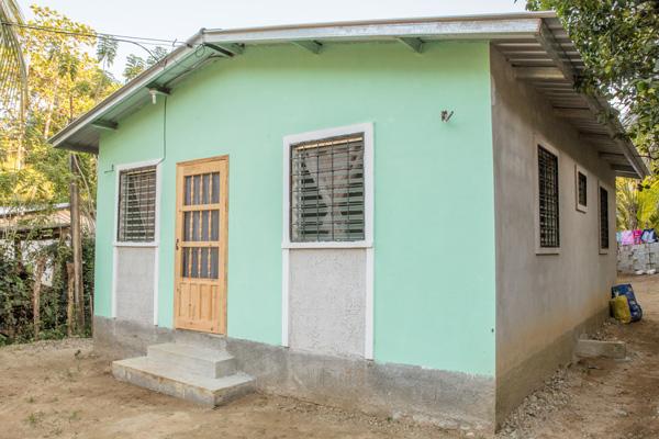 Habitat Homeowners Fanny and Fedy's home