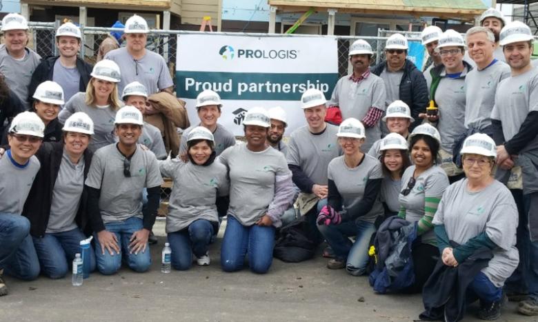 Group of Prologis volunteers