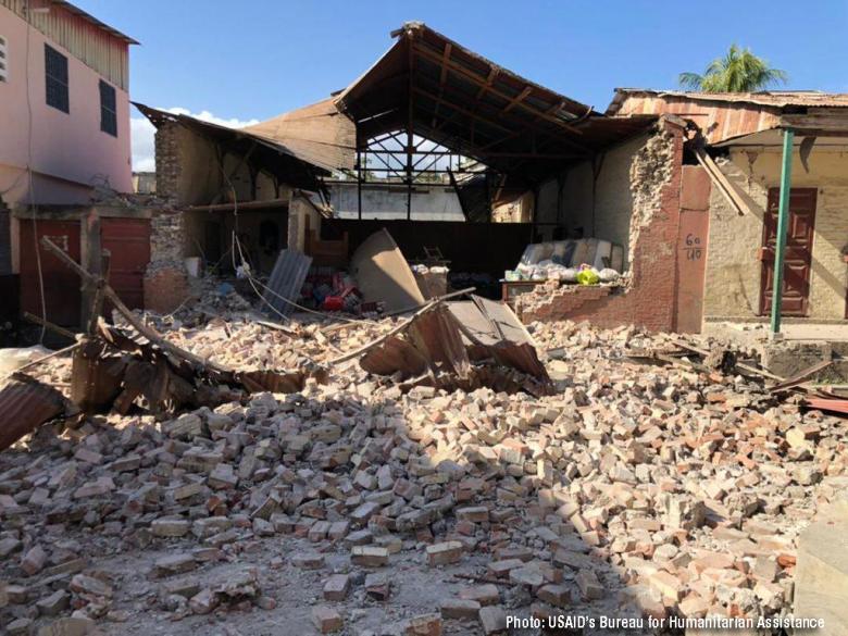 Hábitat para la Humanidad evalúa la situación de vivienda tras el mortal terremoto en Haití