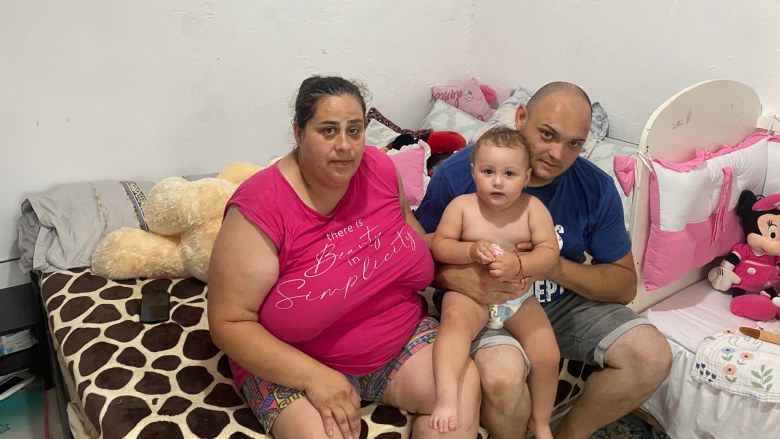 The Constantin family_web.png